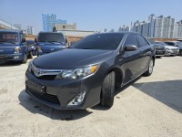 USED TOYOTA CAMRY HYBRID